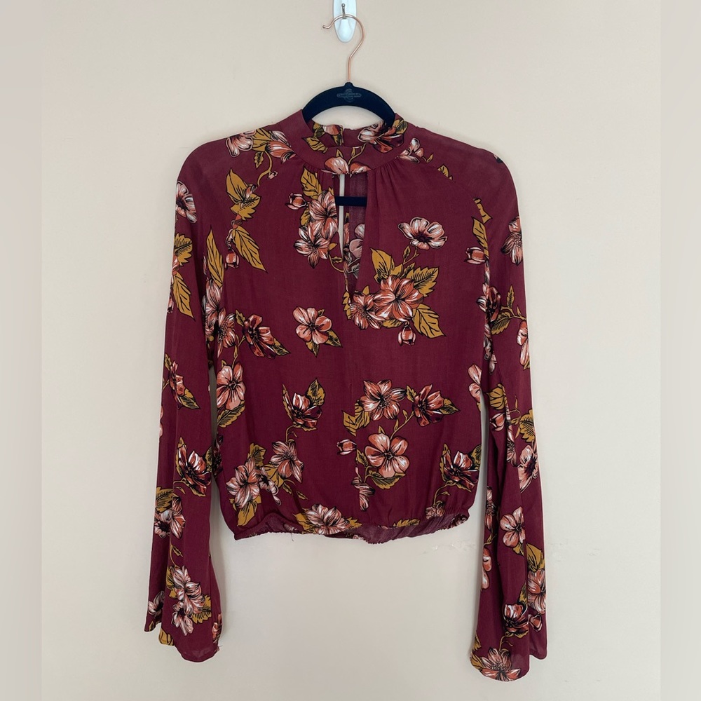 Size Small Floral Blouse / Chloe & Katie